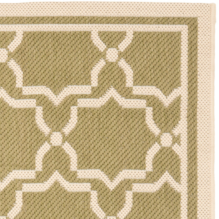 Highland Dunes Dirks Geometric Green/Beige Indoor/Outdoor Area Rug